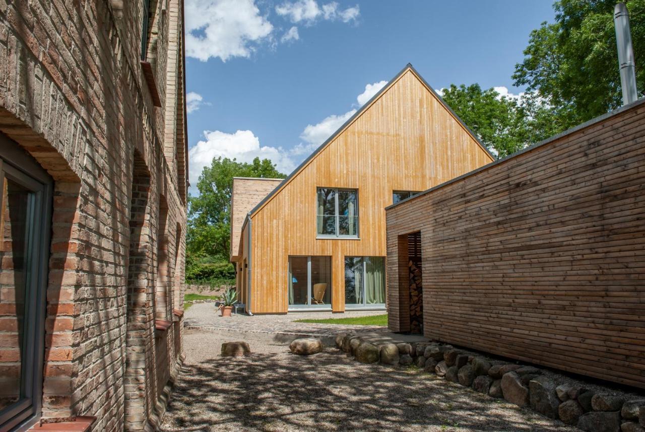 Feldgang Ein Gaestehaus! Upahl Exterior foto